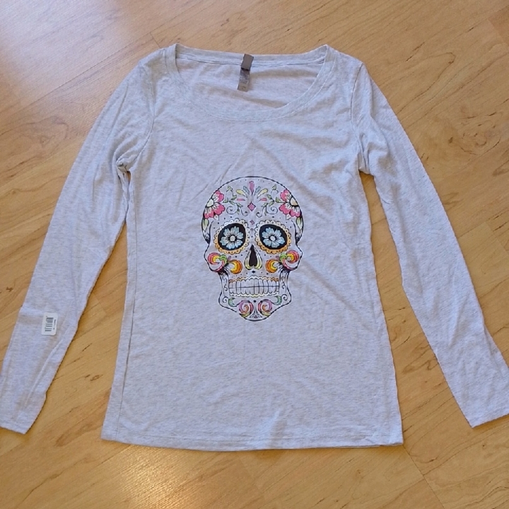 *2/$10* Next Level Top T Shirt L Skull Design Ed Hardy Coco